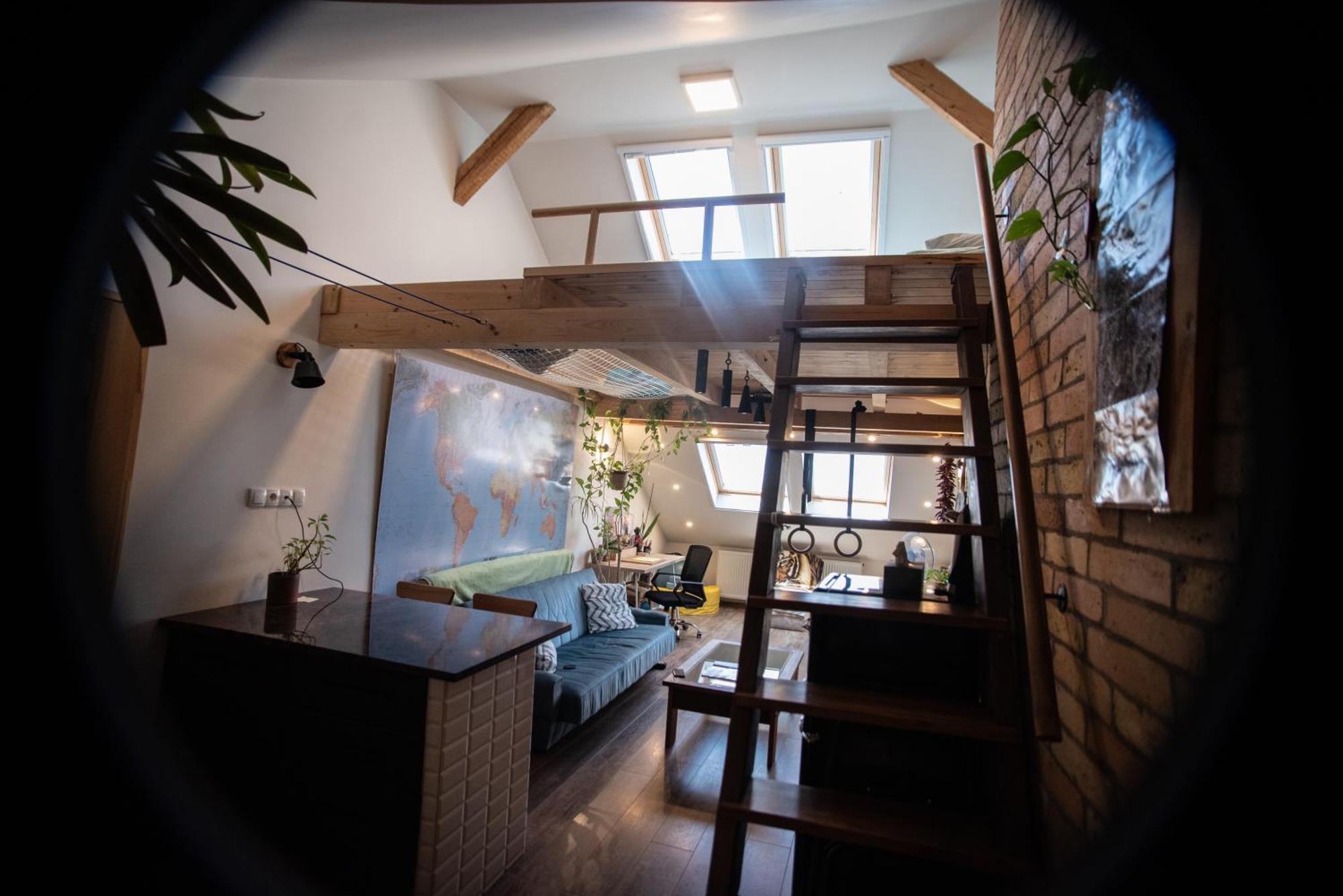 Treehouse Apartment Сегед Экстерьер фото